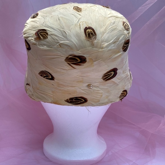 Vintage Feather Cloche Bucket Hat - Picture 5 of 9